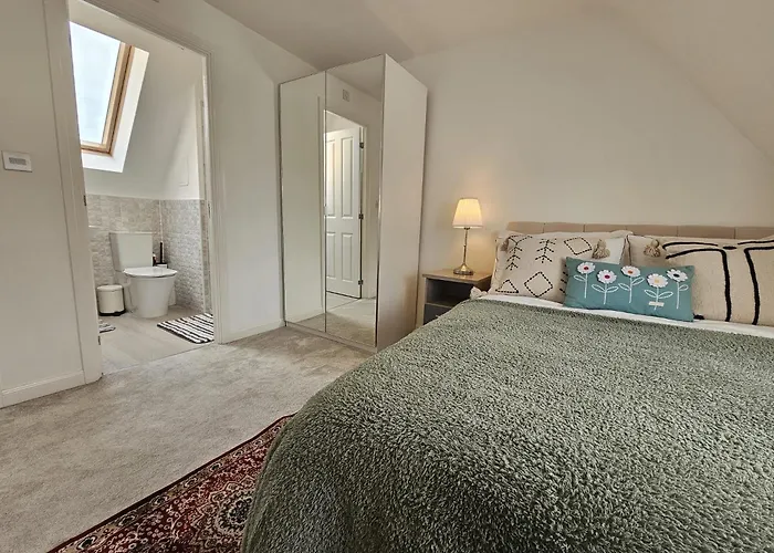 Modern Bed At Bicester Village, Kingsmere